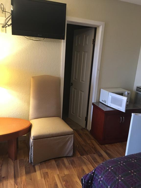 Flamingo Motel Marshalltown Экстерьер фото