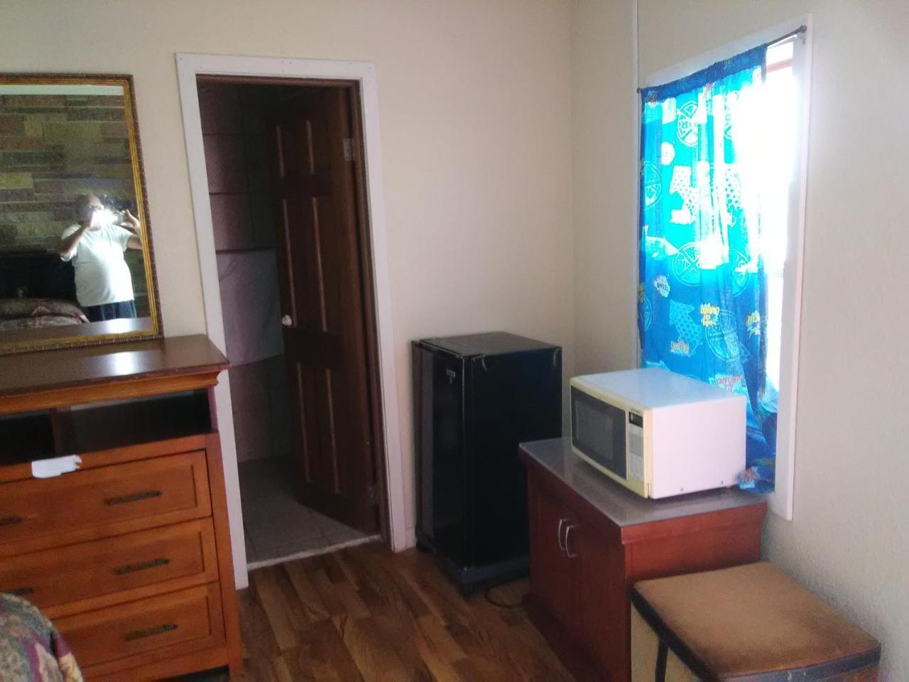 Flamingo Motel Marshalltown Экстерьер фото